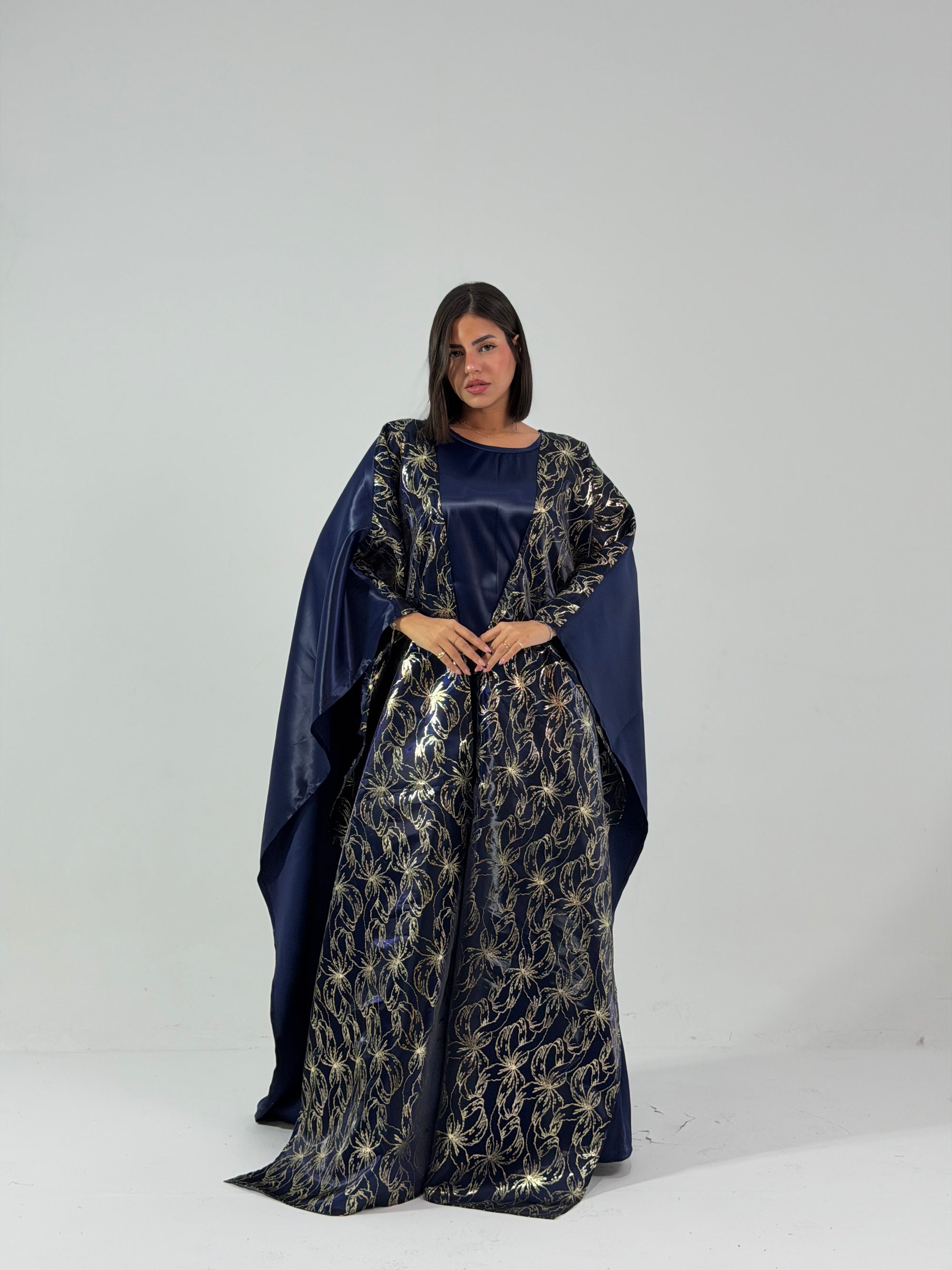 MIRA – The Midnight Elegance